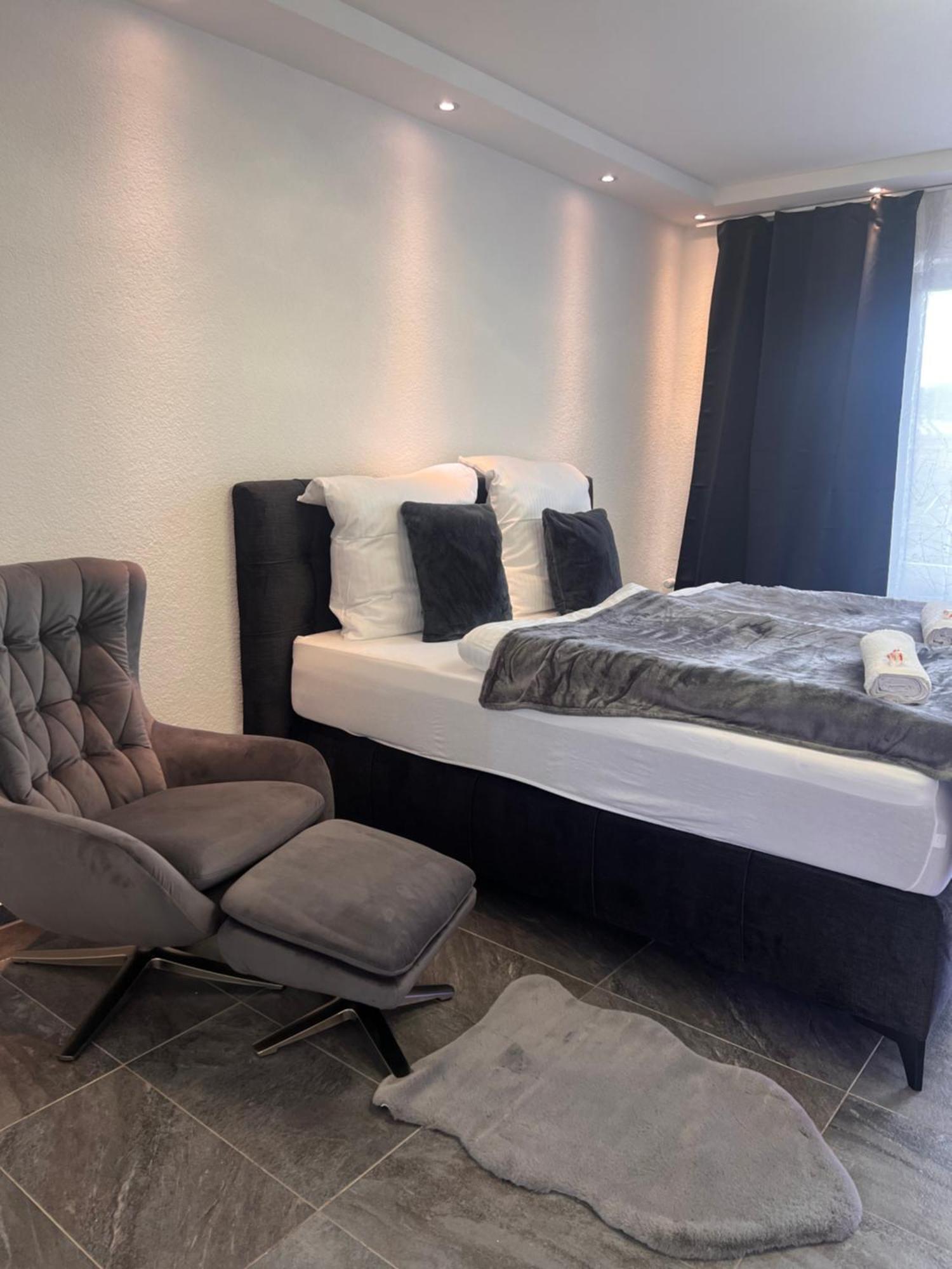 Lux Business Apartments Weil am Rhein Esterno foto